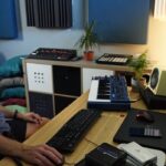 Produkcja muzyki - aktywne słuchanie utworów referencyjnych